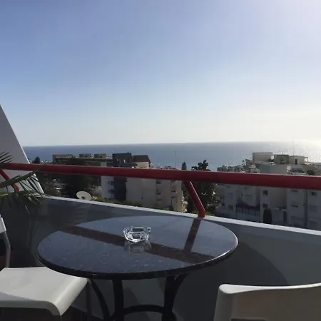 Апартаменты Acacia By The Sea Лимасол